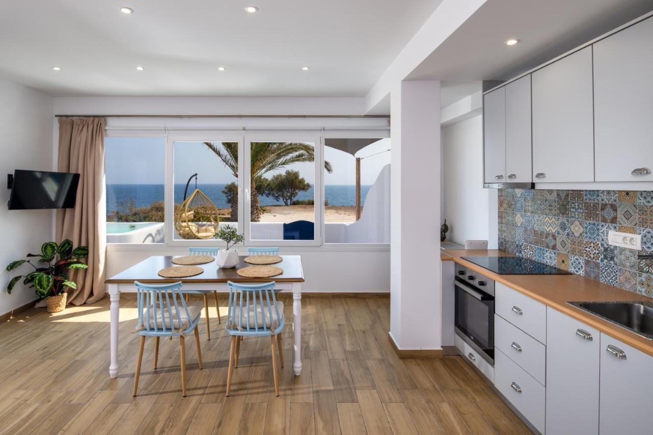 Peaceful Seafront Retreat In Santorini -Sonus Mare Beach Houses Vúrvulosz Kültér fotó