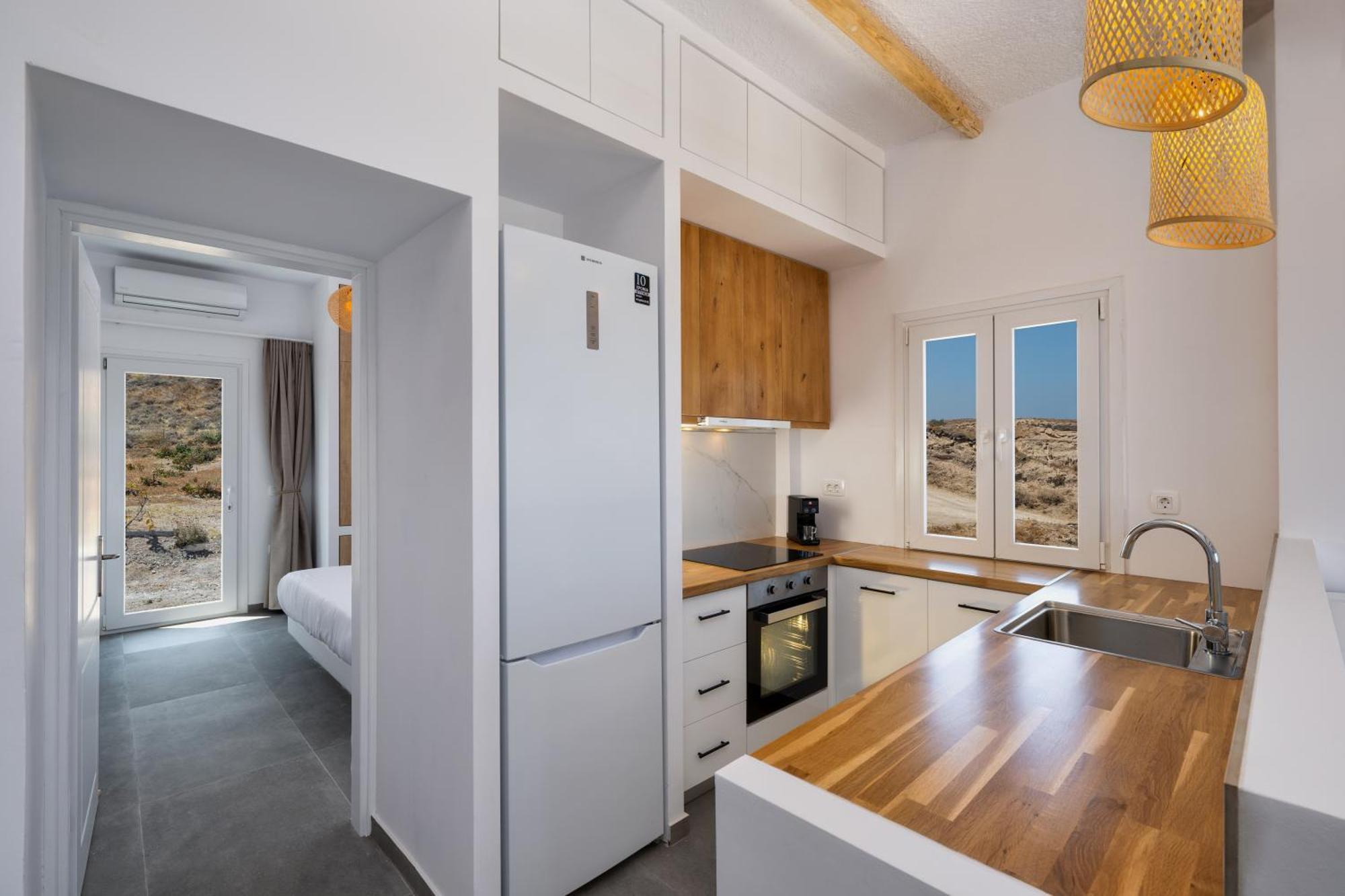 Peaceful Seafront Retreat In Santorini -Sonus Mare Beach Houses Vúrvulosz Kültér fotó